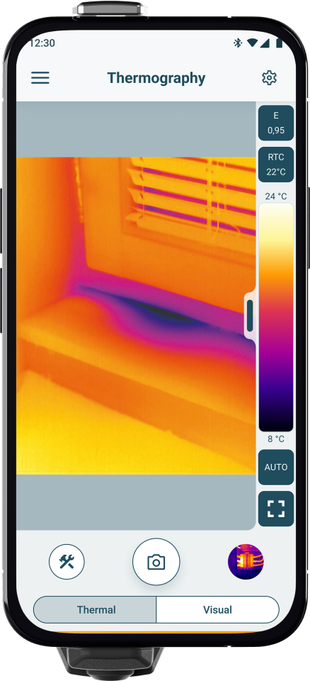 Testo 860i wireless thermal imager for smartphones